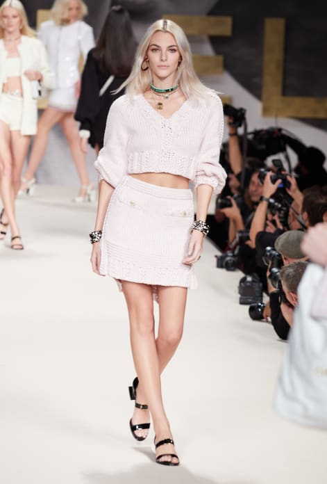 Look Chanel Feminino