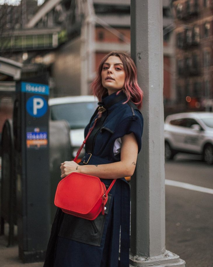 Look Bolsa Vermelha Feminino