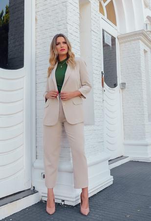 Look Blazer Cinza Feminino