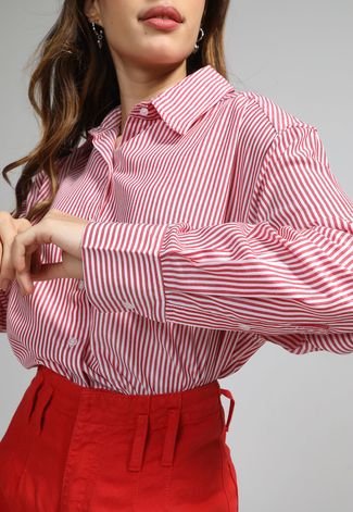 Look Camisa Vermelha Feminino