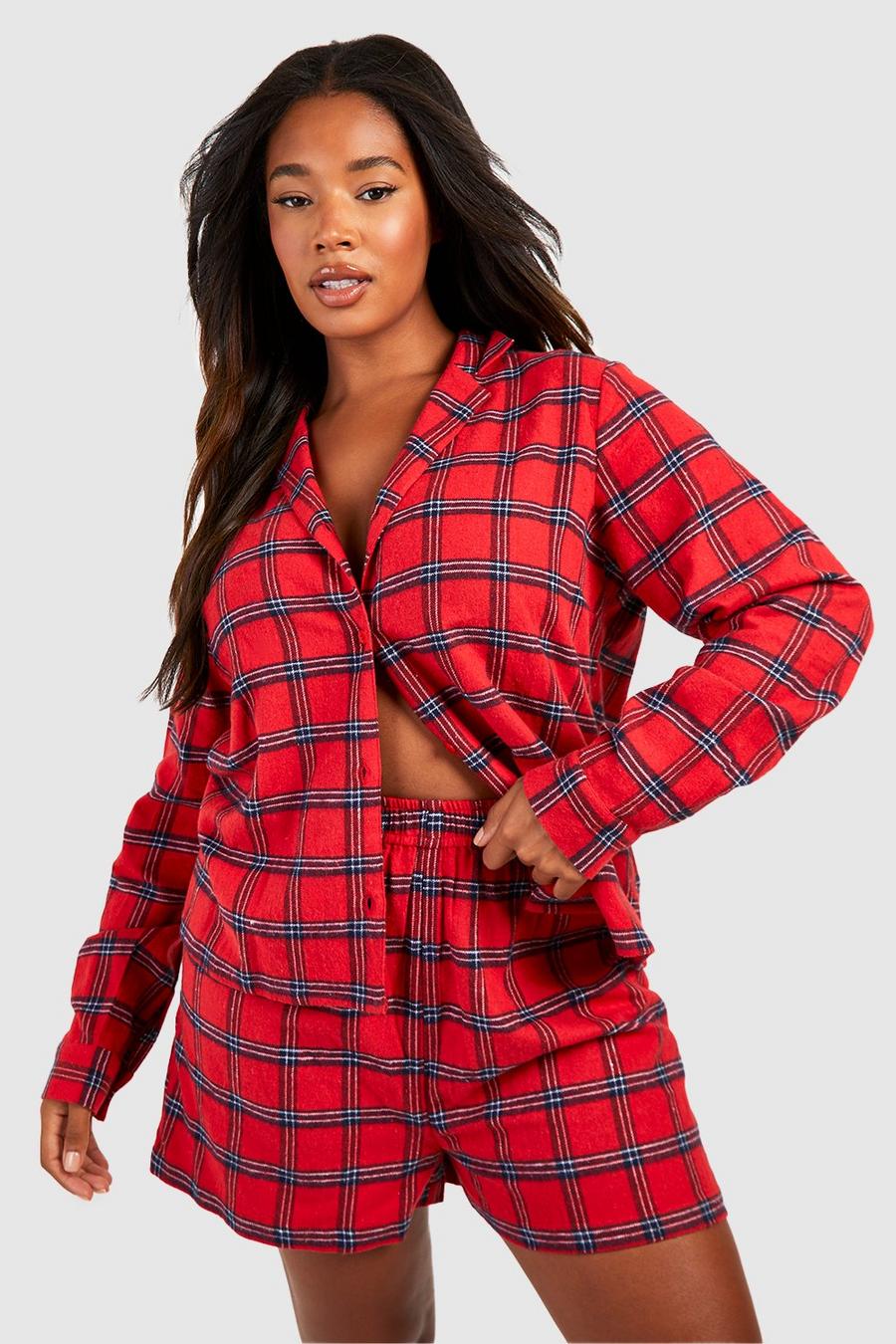 Woman fashion Look with Tartan Check