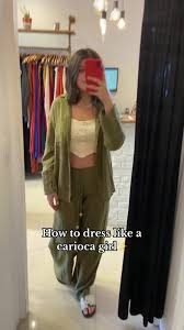 Look Carioca Feminino