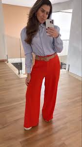 Look Calça Vermelha Feminino