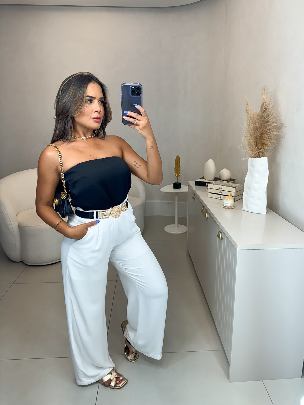 Look Calça Off White Feminino