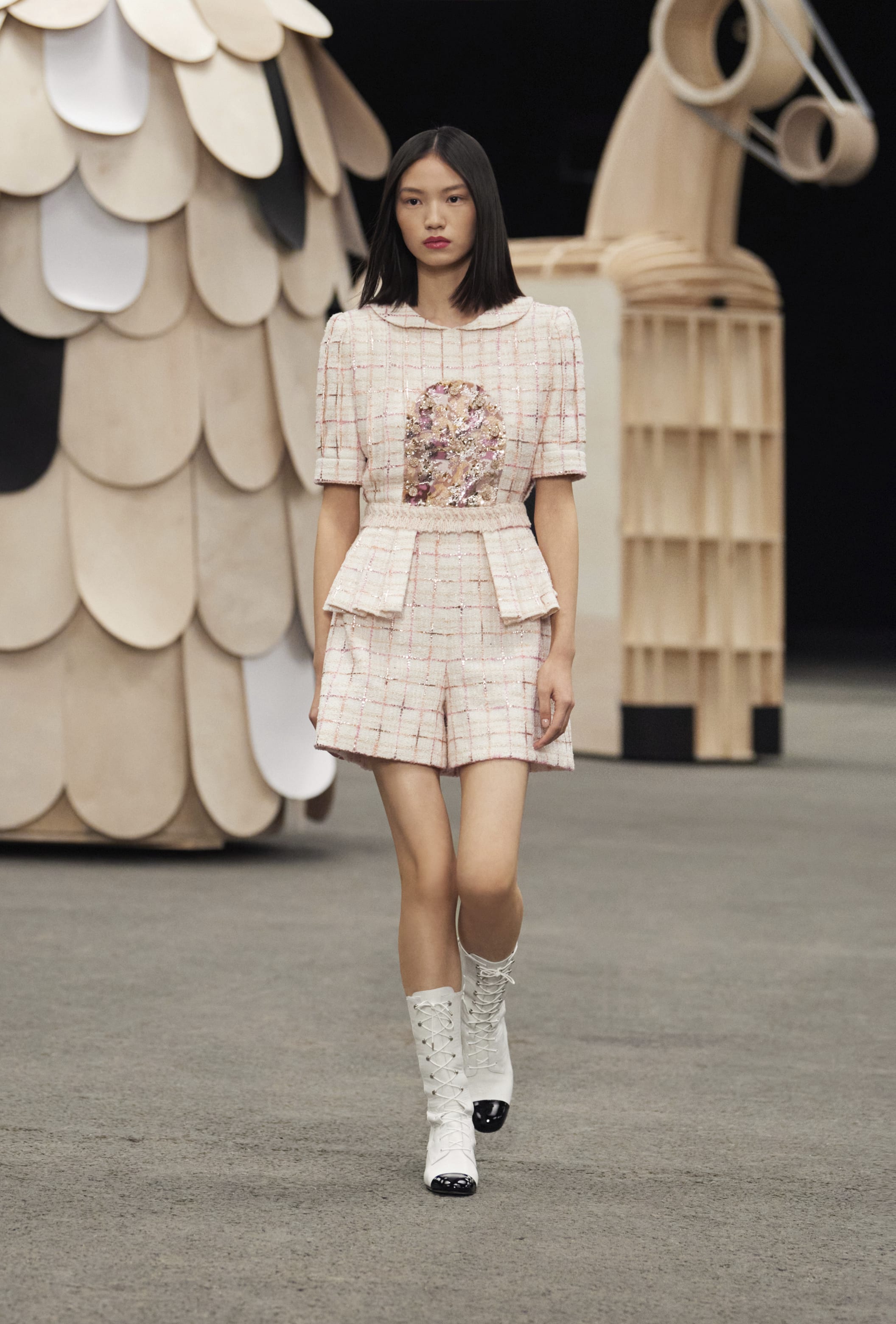 Look Chanel Feminino