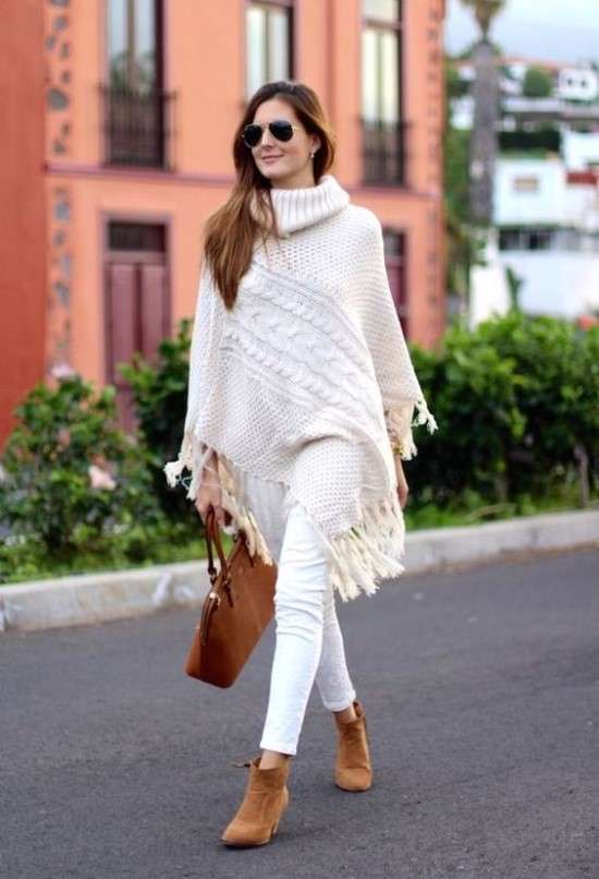 Look Com Poncho Feminino