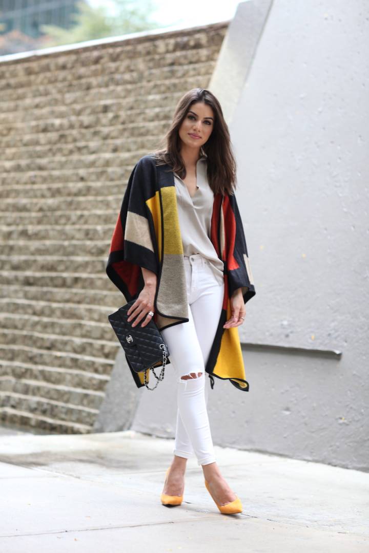 Look Com Poncho Feminino