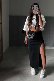 Look Com Saia Feminino