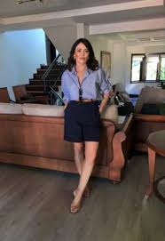 Ideias de Look Com Short Azul Feminino