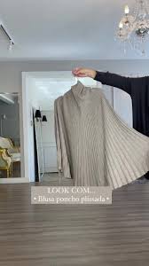 Look Com Poncho Feminino