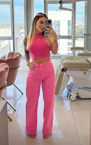 Look Com Rosa Feminino