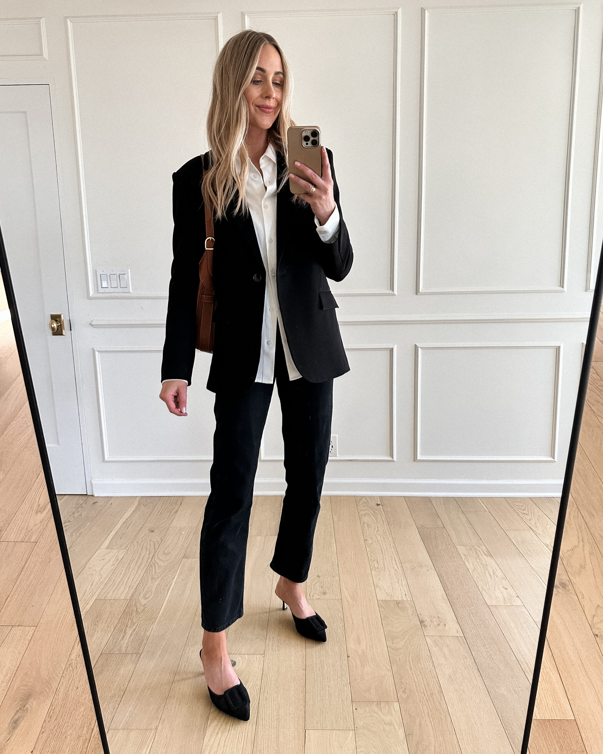 fashion woman look with suit