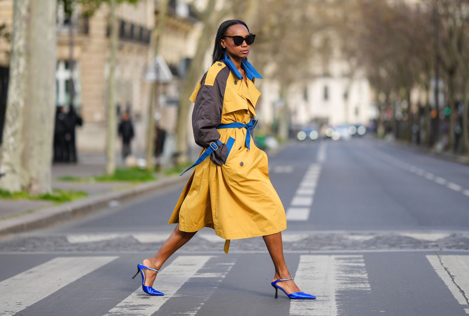 fashion woman look yellow pants