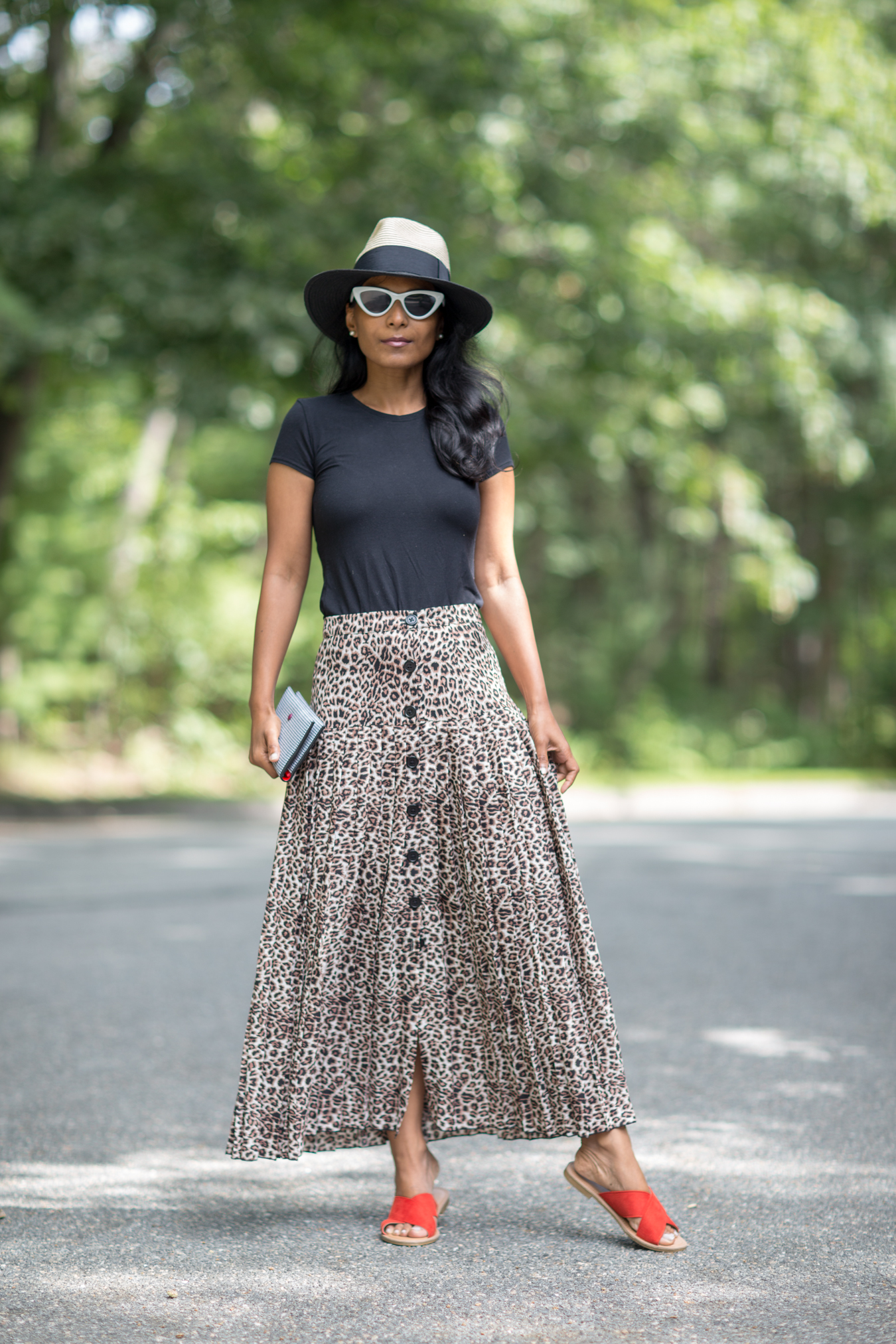 fashion woman look leopard skirt