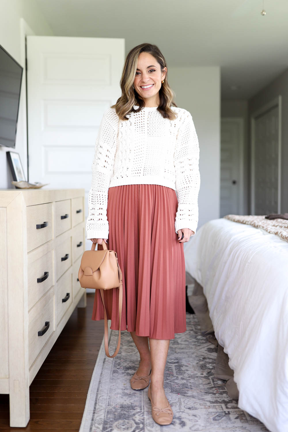 fashion woman look with pleated midi skirt