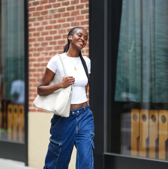 fashion woman look jeans and t-shirt