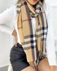 looks com pashmina Feminino