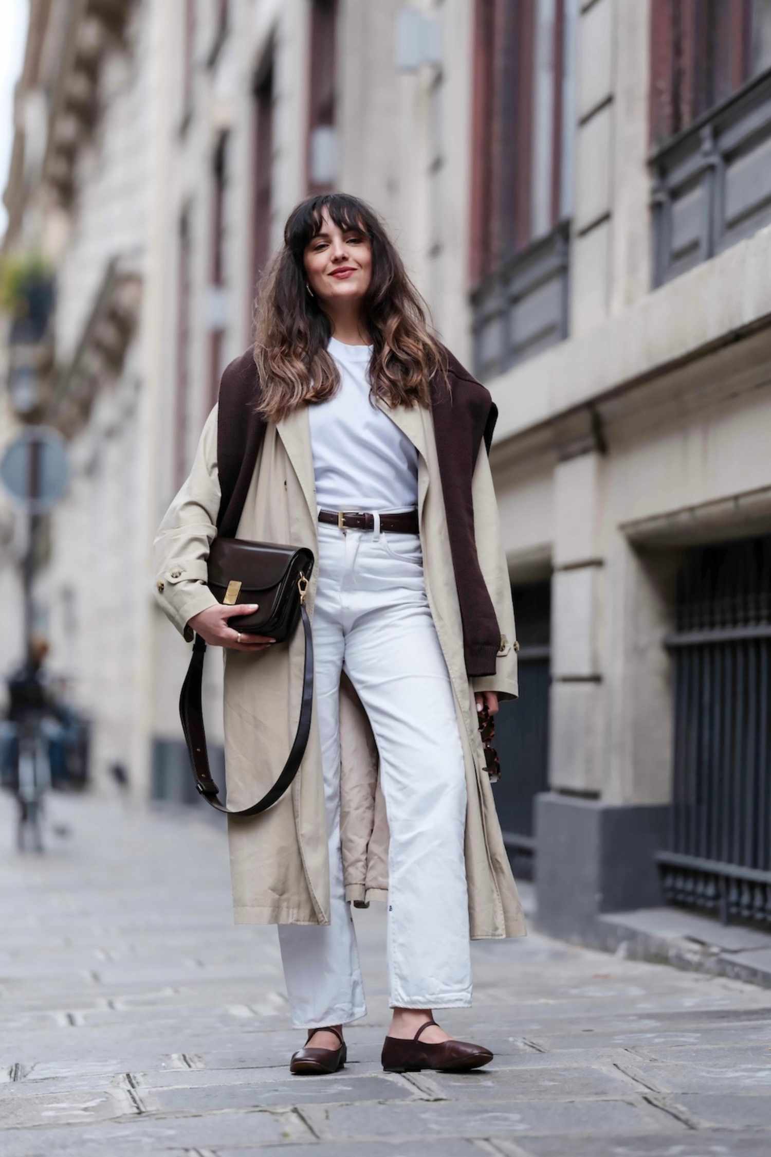 fashion woman look white bag